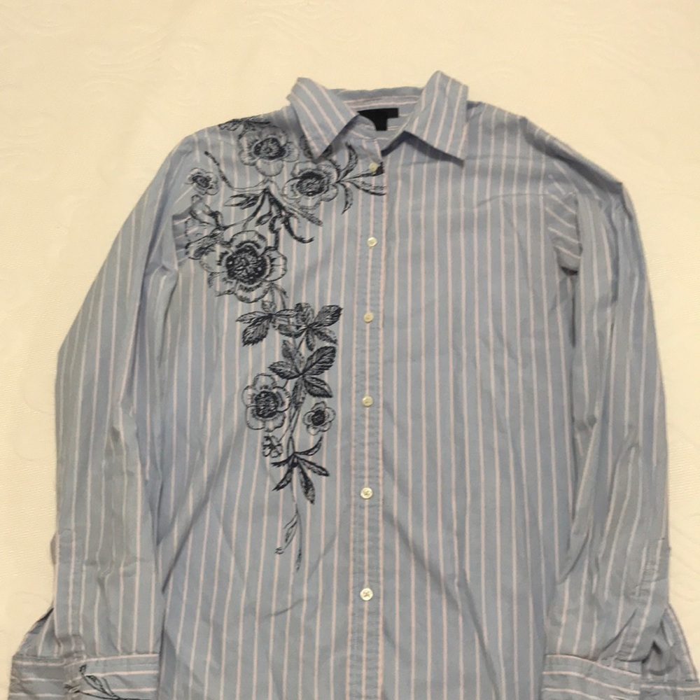 EUC Gap button down